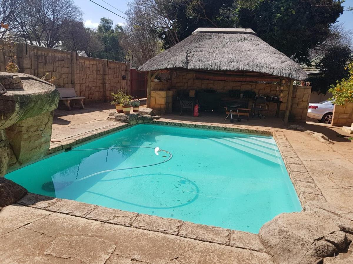 Upper Houghton Guesthouse Johannesburg Eksteriør bilde